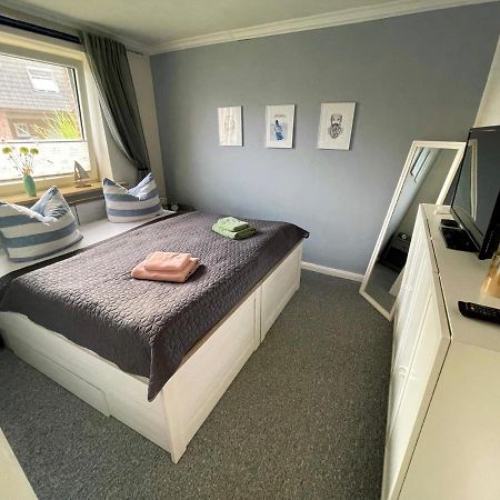 Ferienwohnung „Deichgefluester“ Nahe Der Nordsee Marne Exterior photo